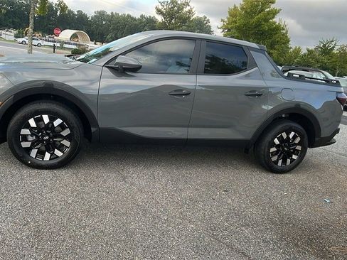 New 2026 Hyundai Santa Cruz SE FWD image 4