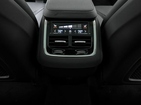 Used 2026 Volvo XC90 B5 Core AWD/4WD image 19