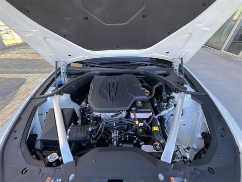 Used 2025 Genesis G70 2.5T w/ Sport Prestige Package image 18