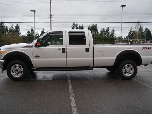 Used 2014 Ford F250 XLT w/ FX4 Off-Road Package image 4