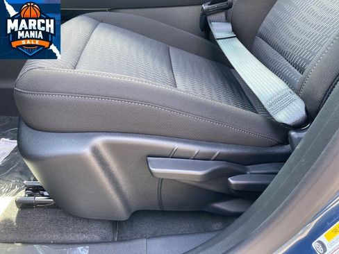 New 2026 Chevrolet Equinox LT image 10