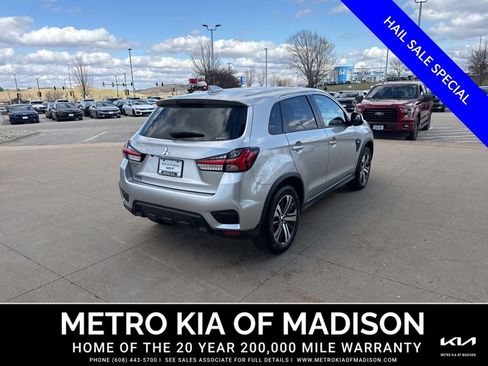 Used 2025 Mitsubishi Outlander Sport ES AWD/4WD image 5