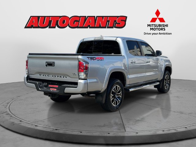Used 2022 Toyota Tacoma TRD Sport AWD/4WD image 4