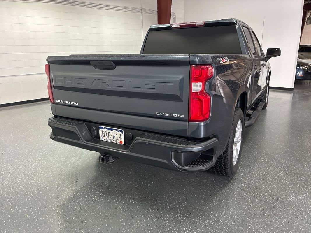Used 2021 Chevrolet Silverado 1500 Custom w/ Safety Confidence Package AWD/4WD image 4