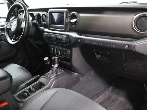 Used 2018 Jeep Wrangler Unlimited Sport S AWD/4WD image 6