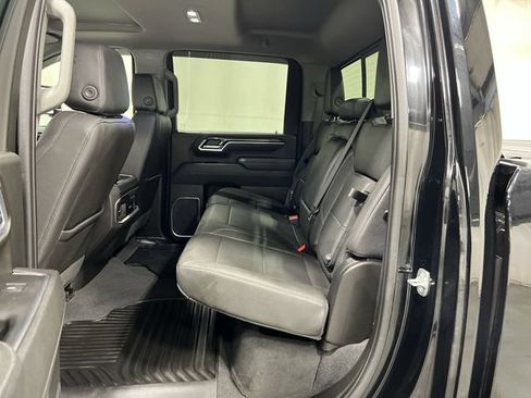 Used 2025 Chevrolet Silverado 3500 LTZ AWD/4WD image 6