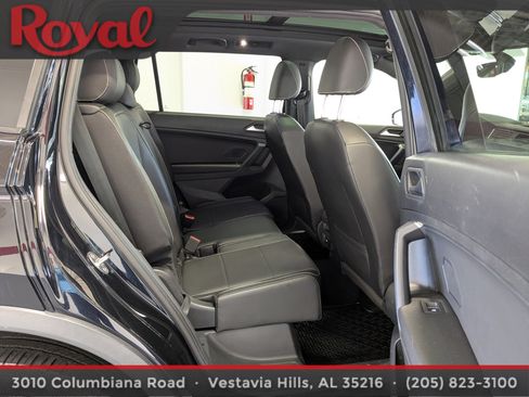 Used 2021 Volkswagen Tiguan SE R-Line image 10