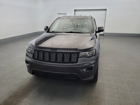 Used 2020 Jeep Grand Cherokee Altitude AWD/4WD image 15