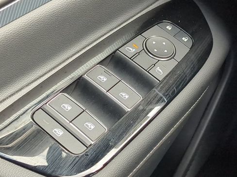 Certified 2025 Nissan Murano SL AWD/4WD image 24