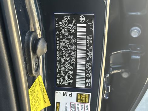 Certified 2020 Toyota Corolla XSE w/ XSE Preferred Package image 28