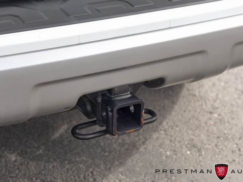 Used 2024 Toyota 4Runner TRD Off-Road Premium image 7