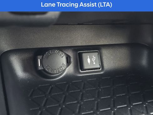 Used 2019 Toyota RAV4 LE image 24
