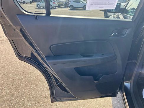 Used 2015 Chevrolet Equinox LS image 12