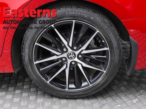 Used 2023 Toyota Camry SE w/ Cold Weather Package image 8