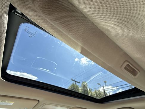 Used 2016 Honda Accord EX-L image 24