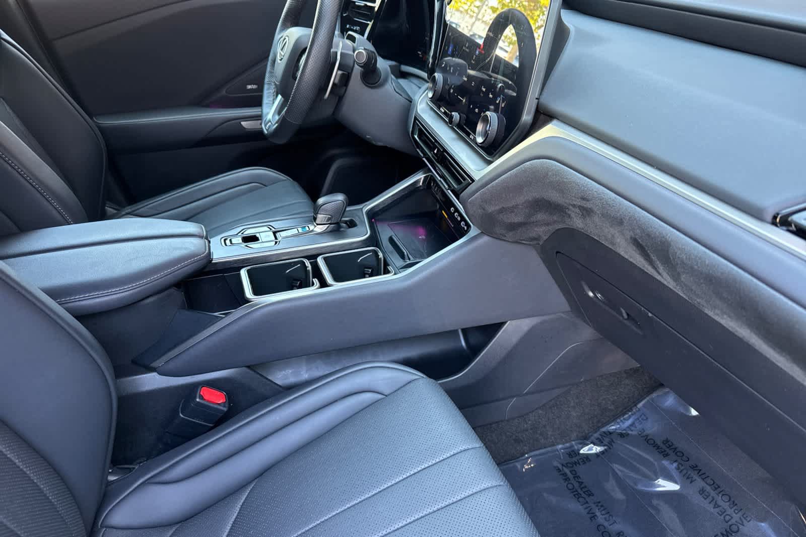 Certified 2026 Lexus TX 500h AWD w/ Technology Package image 18