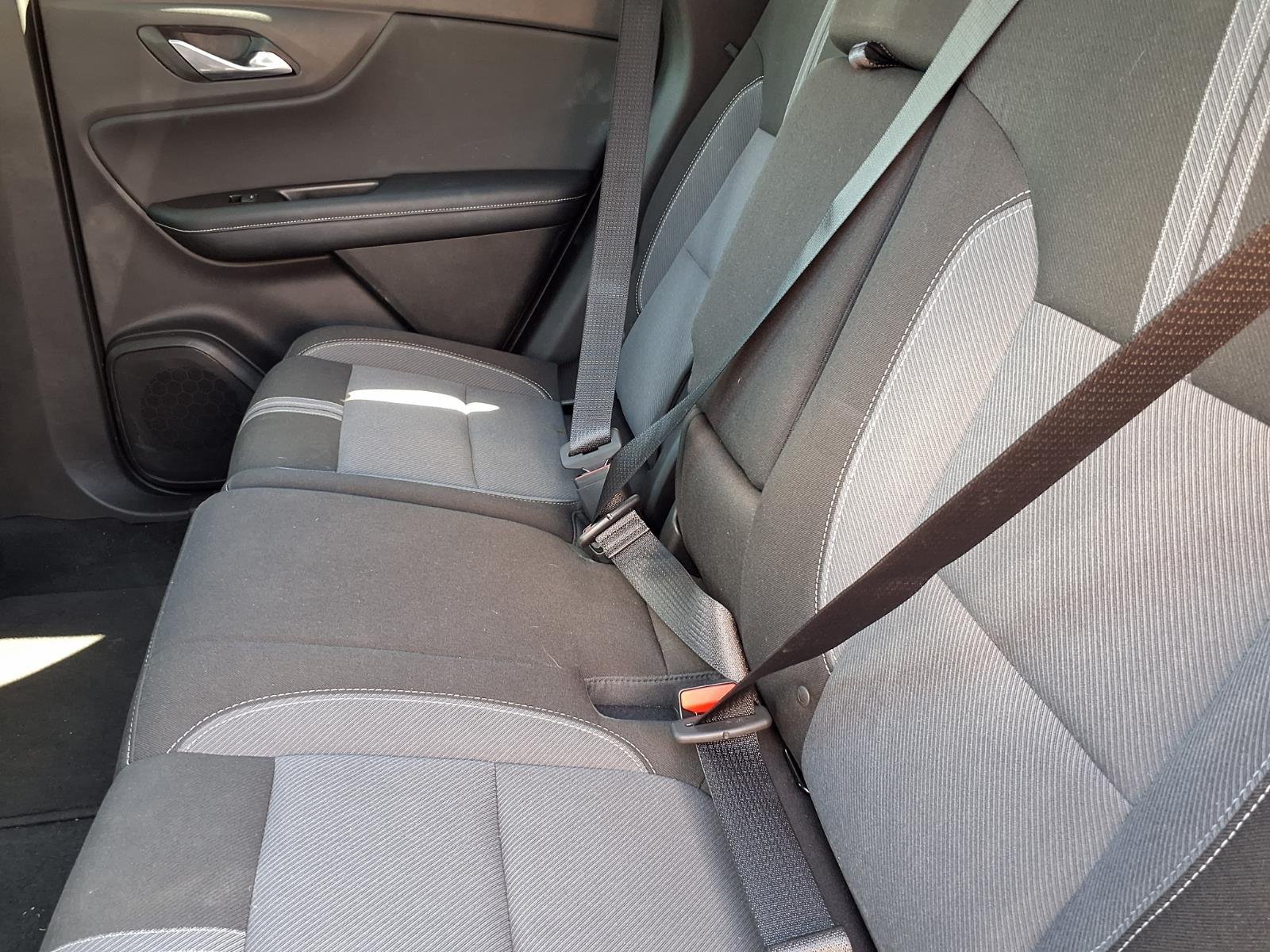 Used 2025 Chevrolet Blazer LT FWD image 7