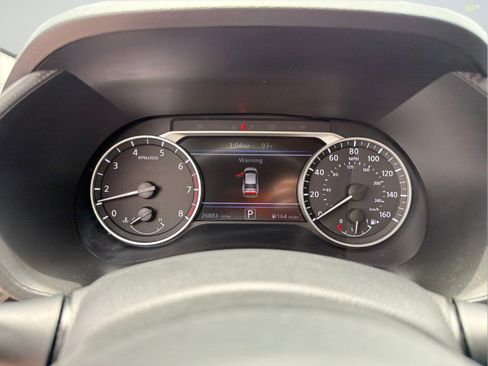 Certified 2021 Nissan Sentra SV FWD image 12