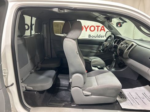 Used 2012 Toyota Tacoma 4x4 Access Cab V6 image 16