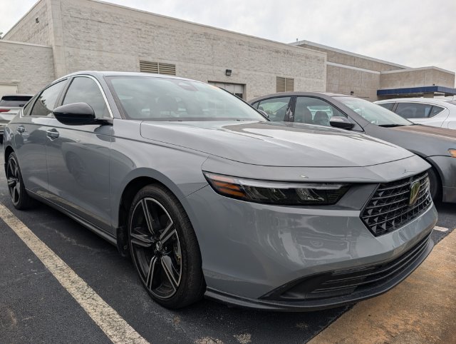 Used 2024 Honda Accord Sport image 10