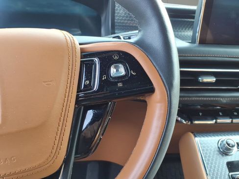 Used 2024 Lincoln Aviator Black Label w/ Jet Package image 16