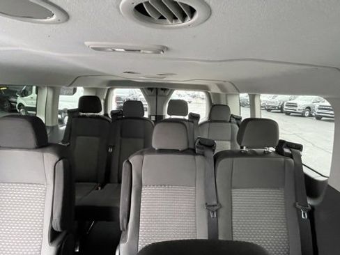 Used 2023 Ford Transit 350 XLT image 10
