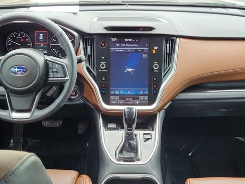 Used 2025 Subaru Outback Touring XT w/ Popular Package #2 image 17