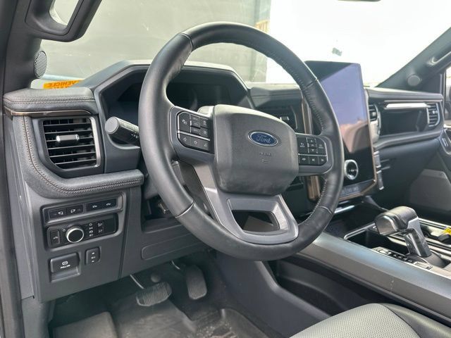Used 2023 Ford F150 Lightning Lariat AWD/4WD image 14