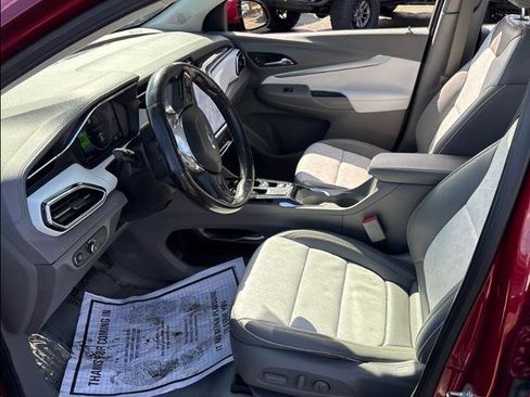 Used 2023 Chevrolet Bolt EUV Premier w/ Sun & Sound Package image 12