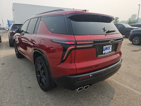Used 2024 Chevrolet Traverse RS w/ LPO, Floor Liner Package AWD/4WD image 5