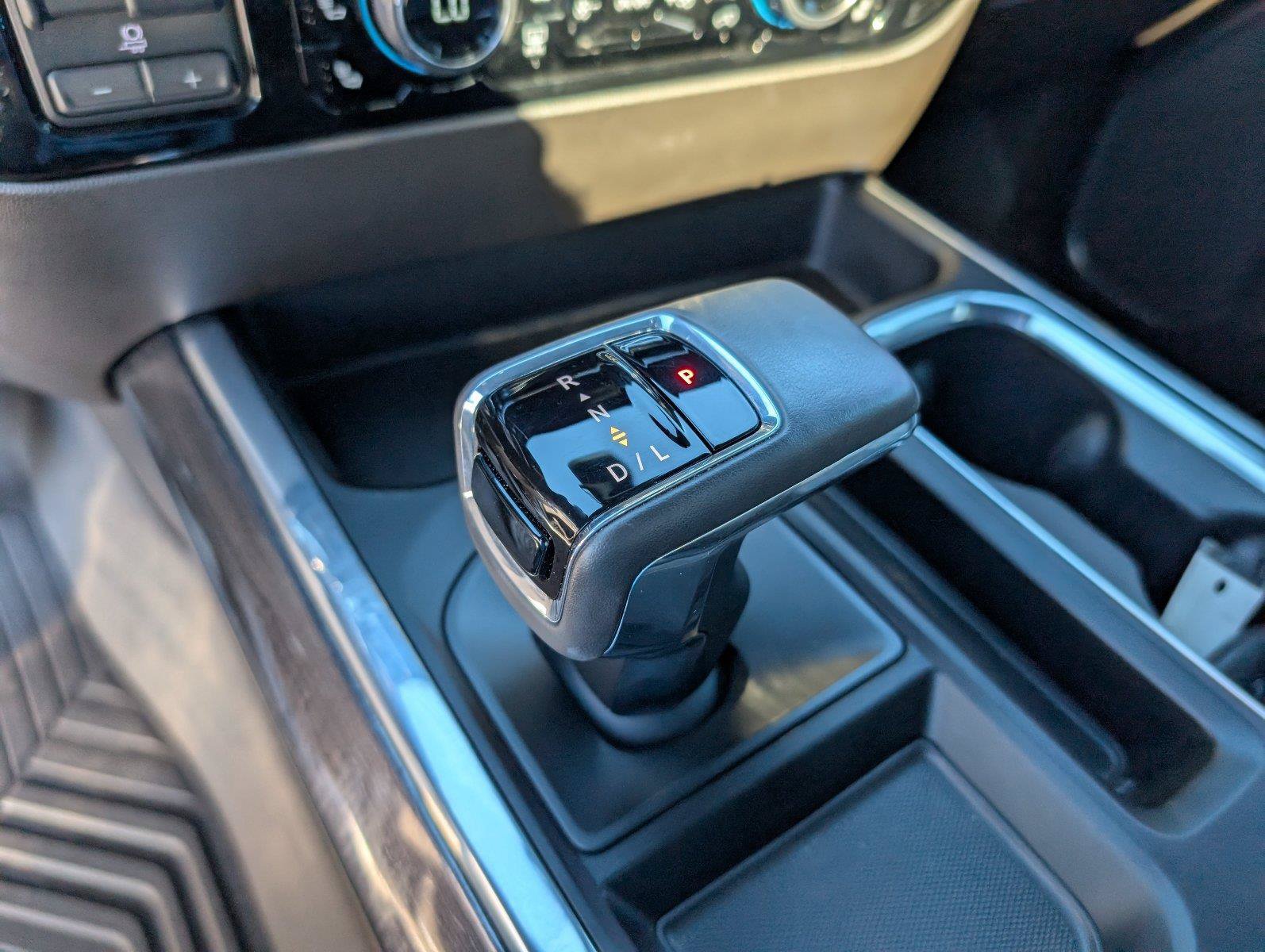 Used 2024 Chevrolet Silverado 1500 LTZ w/ LTZ Convenience Package II AWD/4WD image 21