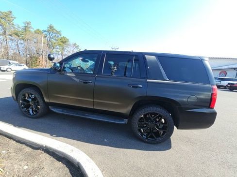 Used 2019 Chevrolet Tahoe 2WD w/ Remote Keyless Entry Package image 5