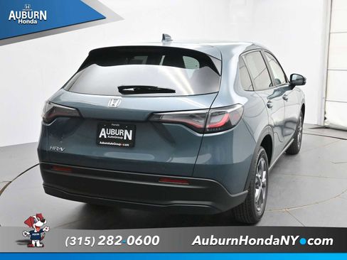 New 2026 Honda HR-V LX image 4