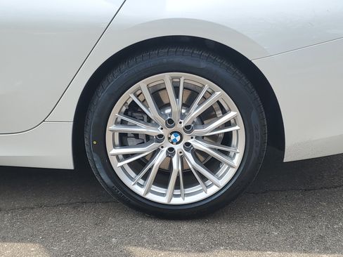 Certified 2023 BMW 330i xDrive Sedan w/ Premium Package image 27