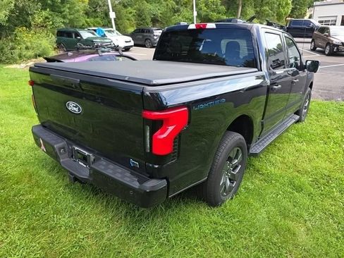 Used 2024 Ford F150 Lightning XLT AWD/4WD image 4