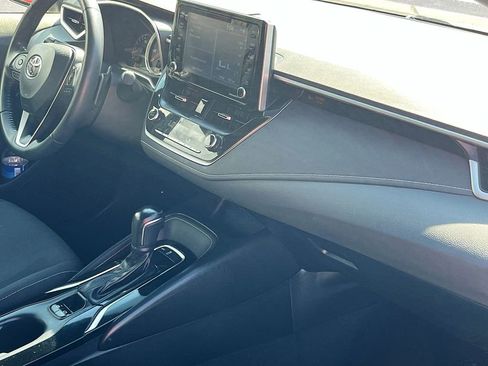 Used 2022 Toyota Corolla SE FWD image 27