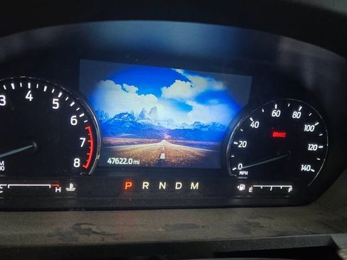 Certified 2020 Ford Explorer XLT image 2