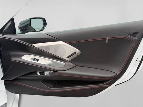 Used 2021 Chevrolet Corvette Stingray Premium Cpe w/ Z51 Performance Package RWD image 15