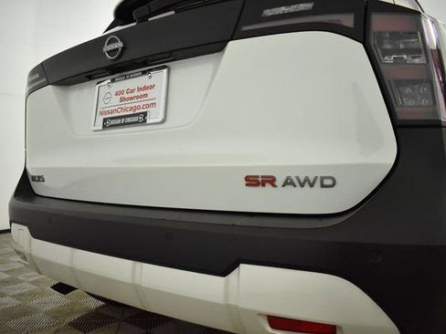 Certified 2025 Nissan Kicks SR image 37