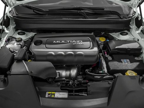 Used 2018 Jeep Cherokee Limited image 8