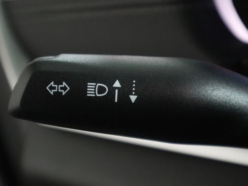 New 2025 Jeep Grand Cherokee L Laredo image 32