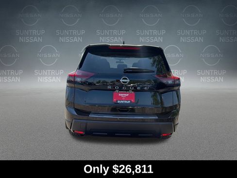Used 2026 Nissan Rogue SV FWD image 4
