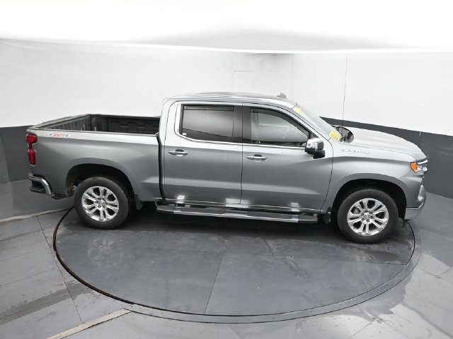 Used 2023 Chevrolet Silverado 1500 LTZ AWD/4WD image 15