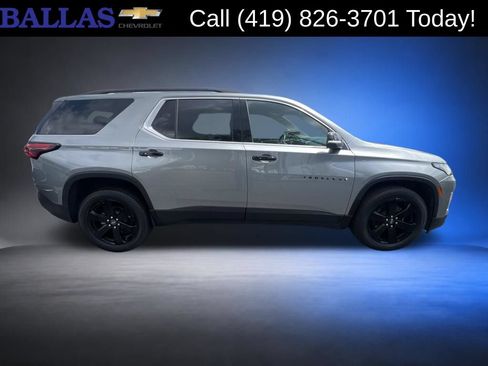 Certified 2023 Chevrolet Traverse LT w/ LT Premium Package AWD/4WD image 6