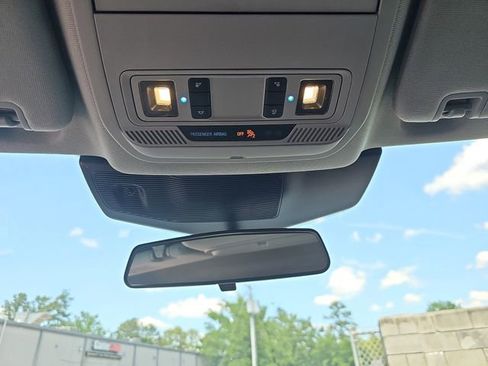 Used 2023 Ford Explorer XLT w/ Equipment Group 202A RWD image 26