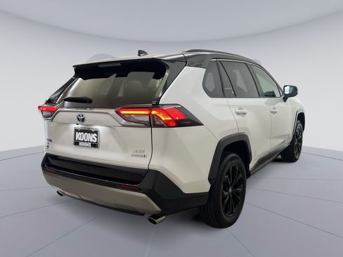 Used 2024 Toyota RAV4 XSE w/ Advanced Technology Package AWD/4WD image 8