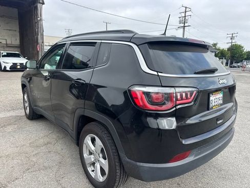 Used 2019 Jeep Compass Latitude w/ Popular Equipment Group FWD image 7