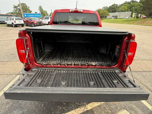 Used 2021 Chevrolet Colorado W/T w/ Custom Special Edition AWD/4WD image 5