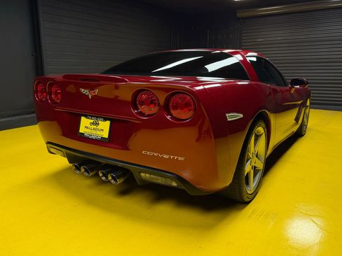 Used 2008 Chevrolet Corvette Coupe w/ Preferred Equipment Group RWD image 6