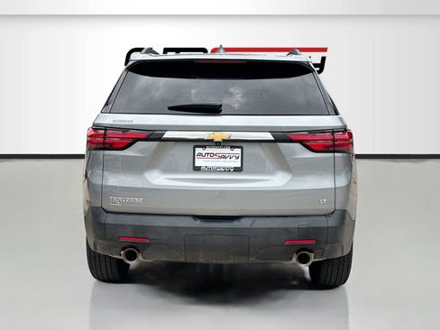 Used 2024 Chevrolet Traverse LT FWD image 6